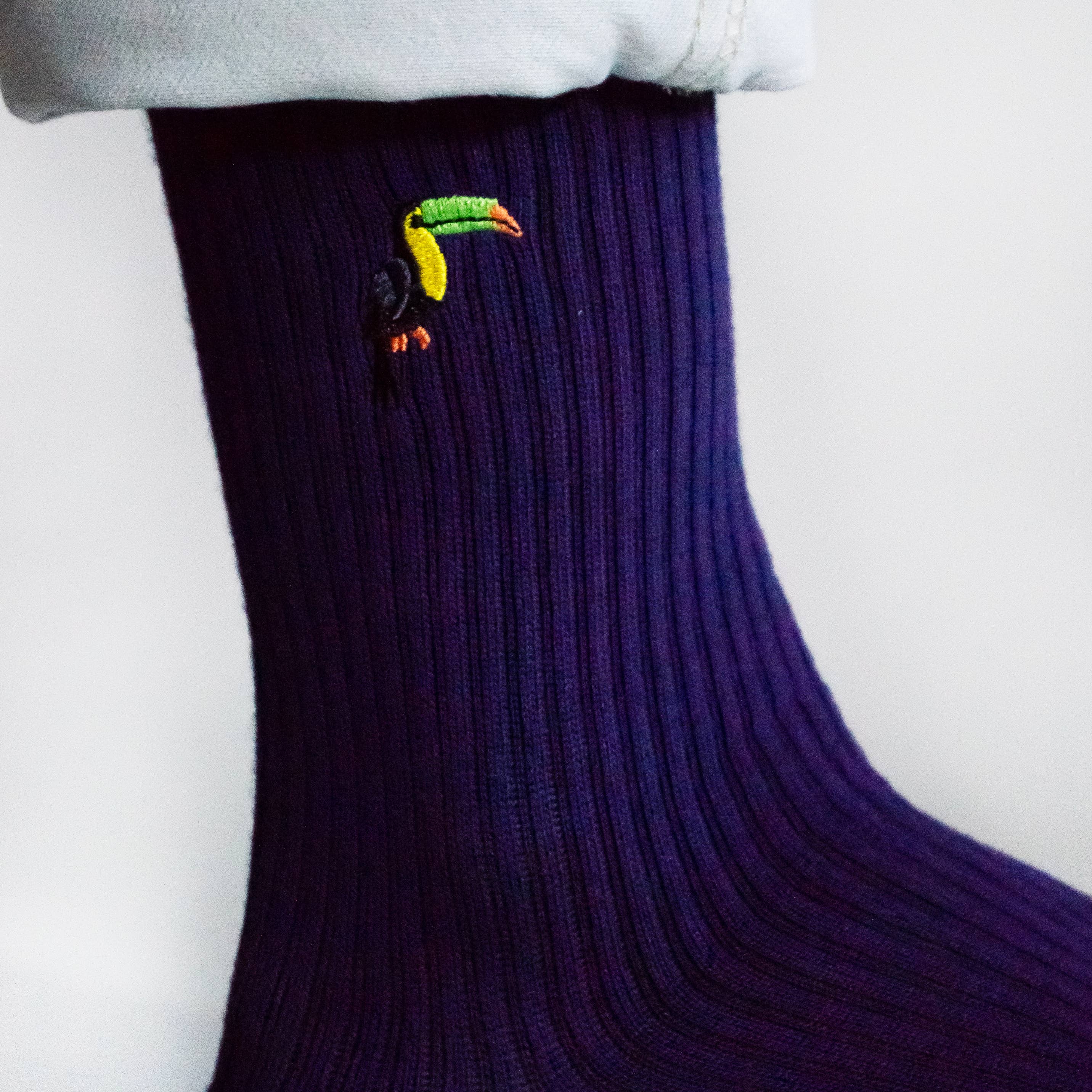 Deep Purple Socks: Toucans / Single Pair / UK Adult 4-7