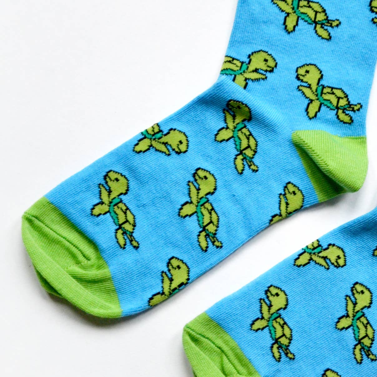 Ocean Socks: Turtles / Single Pair / UK Adult 4-7