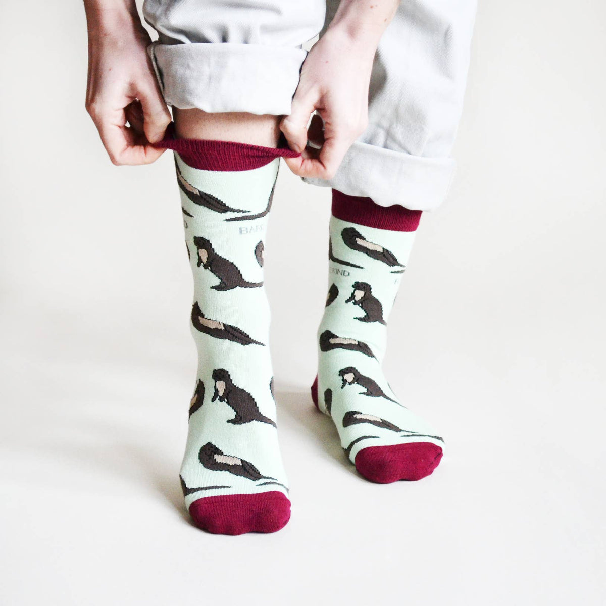Bare Kind Adult Bamboo Socks - Green Otter - Adult 7-11