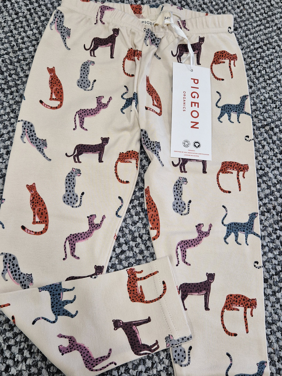 Pigeon Leggings - Leopard Pumice