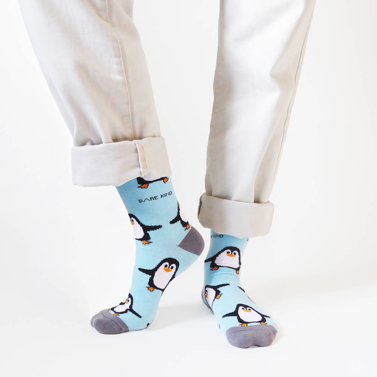 Aqua Socks: Penguins / Single Pair / UK Adult 4-7