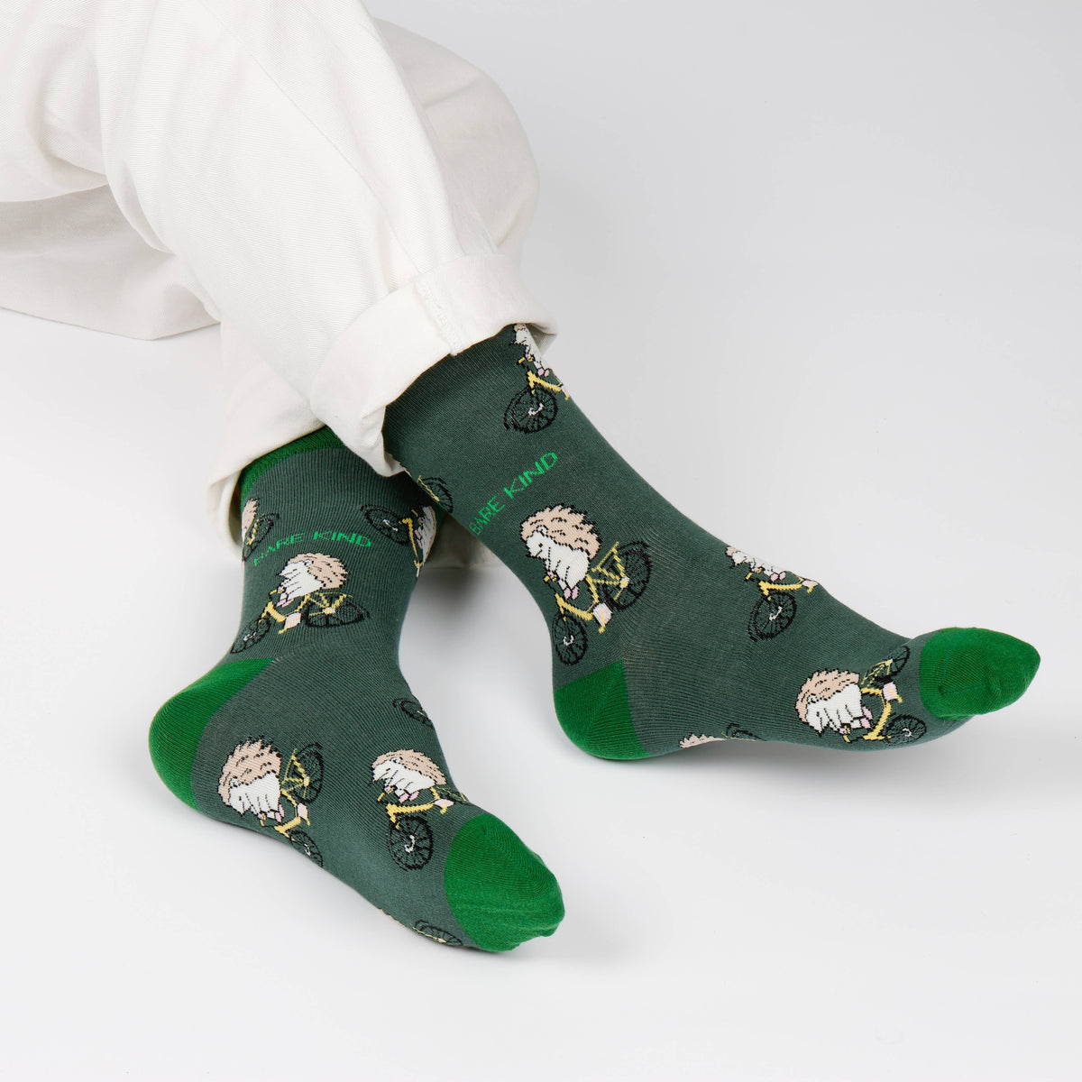 Bare Kind Adult Bamboo Socks - Green Hedgehog - Adult 7-11