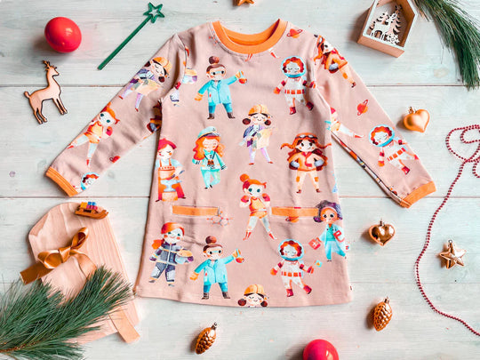 Curious Stories Dress With Pockets - Supergirl