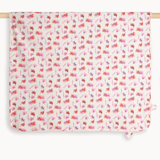 The Bonnie Mob Carneigie Shawl With Hood - Hearts