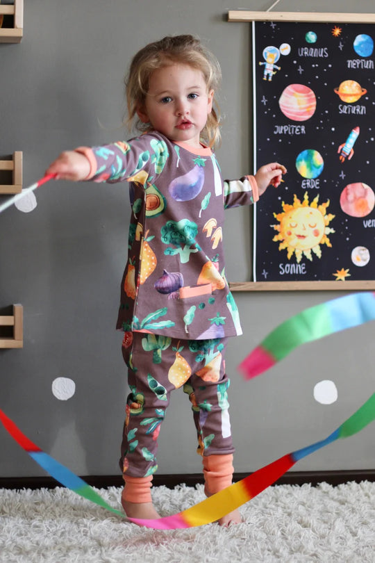 Curious Stories Grow With Me Pants - Veggi